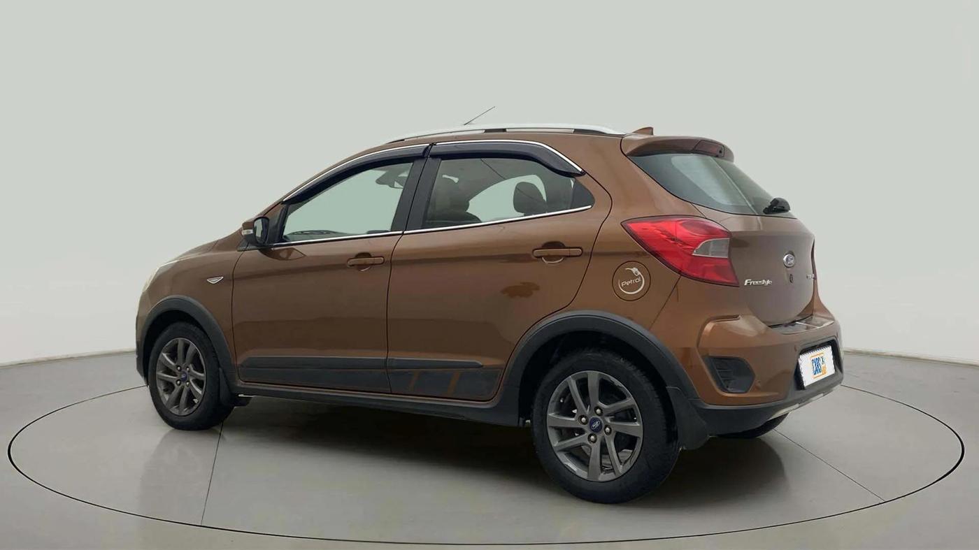 2018 Ford FREESTYLE TITANIUM 1.2 PETROL, Petrol, Manual, 26,908 km, Left Back Diagonal