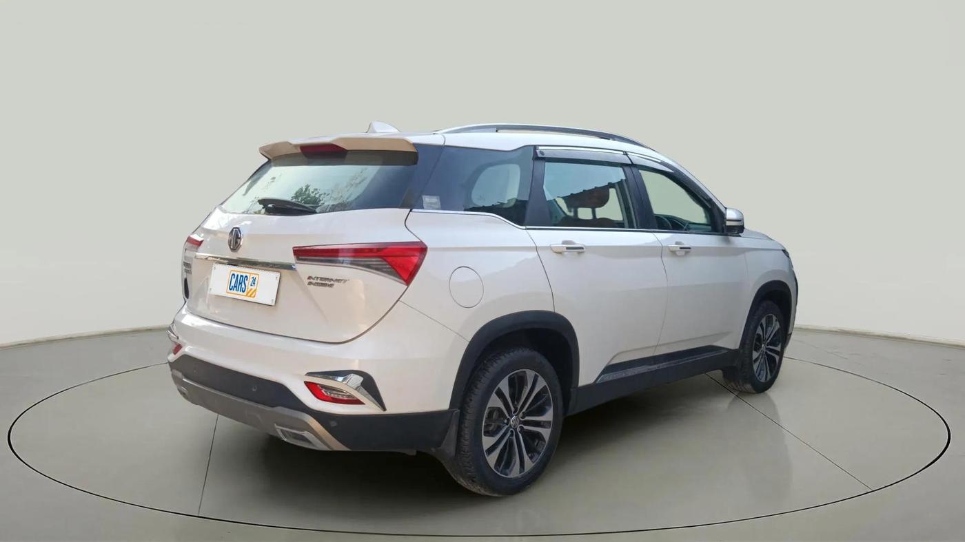 2022 MG HECTOR PLUS SHARP 1.5 PETROL TURBO CVT 6-STR, Petrol, Automatic, 4,733 km, Right Back Diagonal