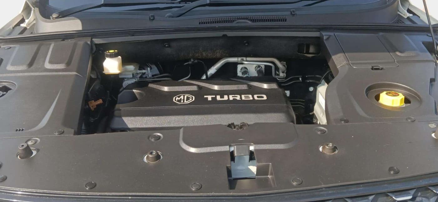2022 MG HECTOR PLUS SHARP 1.5 PETROL TURBO CVT 6-STR, Petrol, Automatic, 4,733 km, Engine View