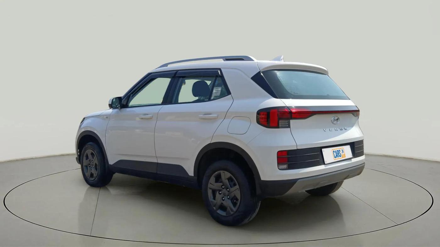 2023 Hyundai VENUE S 1.2, Petrol, Manual, 20,272 km, Left Back Diagonal
