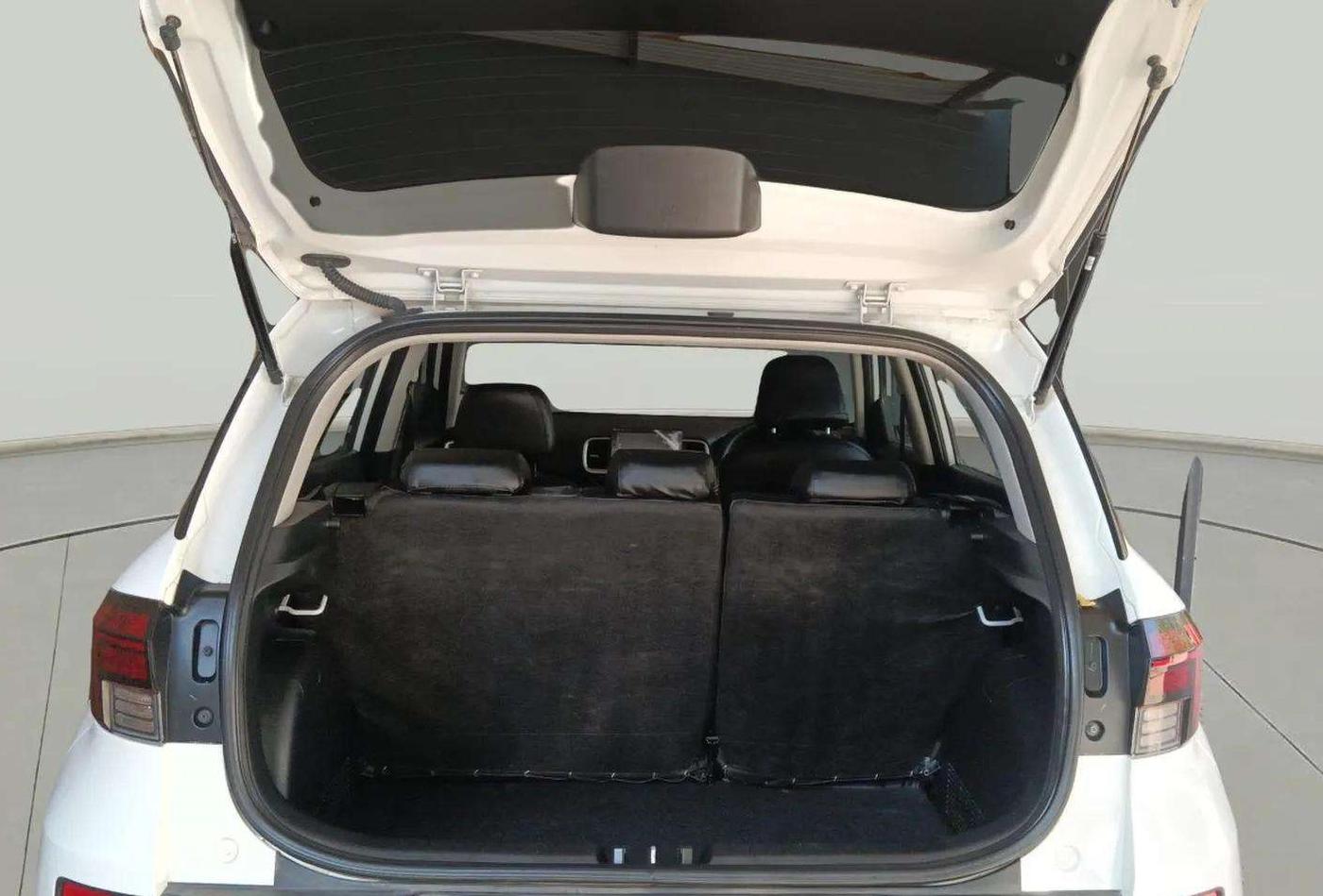 2023 Hyundai VENUE S 1.2, Petrol, Manual, 20,272 km, Boot Door Open