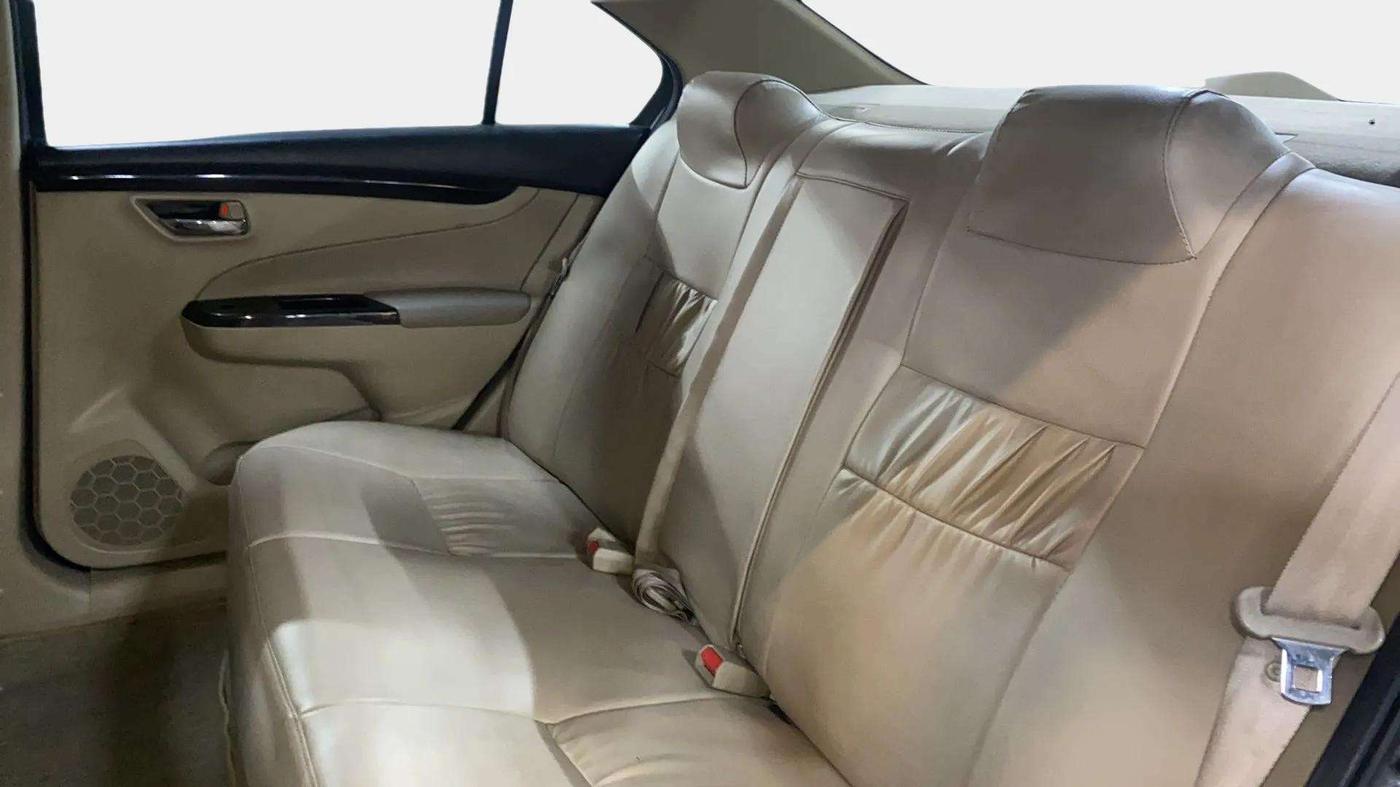 2017 Maruti Ciaz VXI+, Petrol, Manual, 60,197 km, Right Side Rear Door Cabin