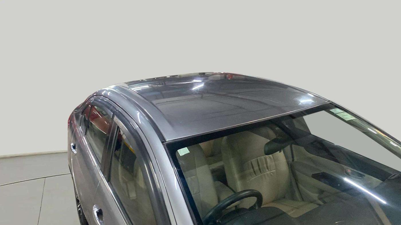 2017 Maruti Ciaz VXI+, Petrol, Manual, 60,197 km, Roof