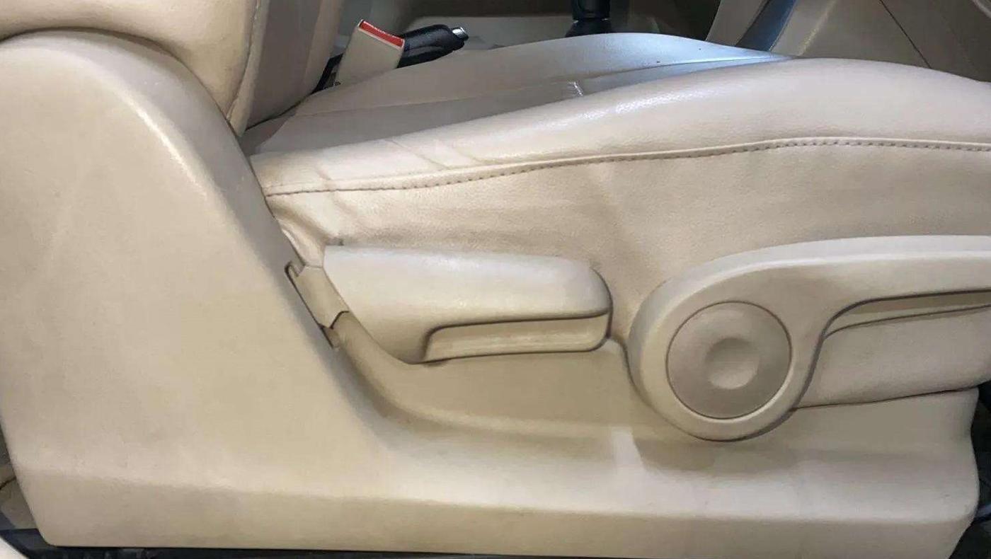 2017 Maruti Ciaz VXI+, Petrol, Manual, 60,197 km, Driver Side Adjustment Panel