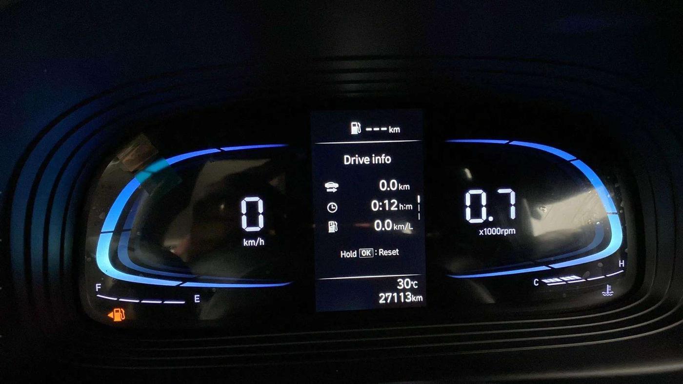 2022 Hyundai VENUE S(O) 1.2, Petrol, Manual, 27,415 km, Odometer Image