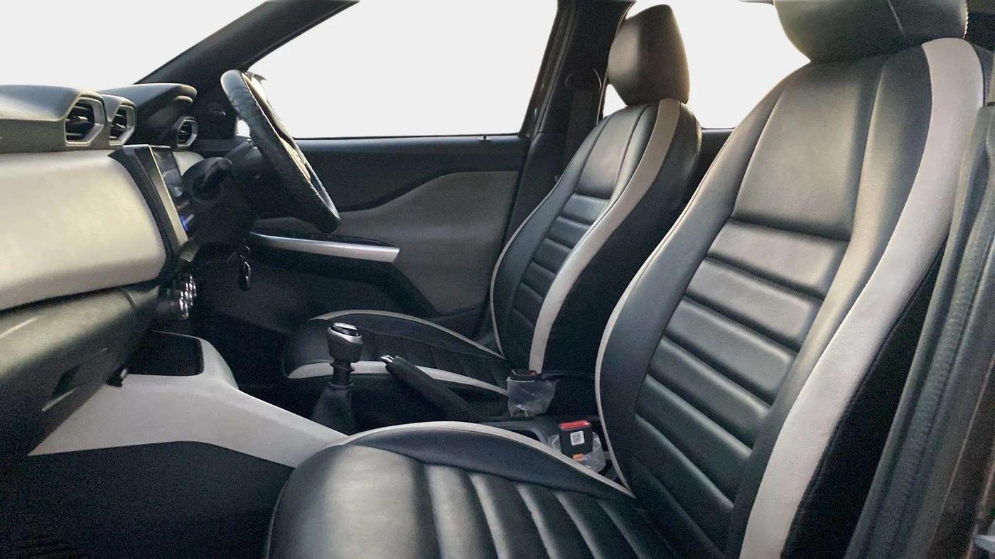 2023 Nissan MAGNITE XE, Petrol, Manual, 6,553 km, Right Side Front Door Cabin