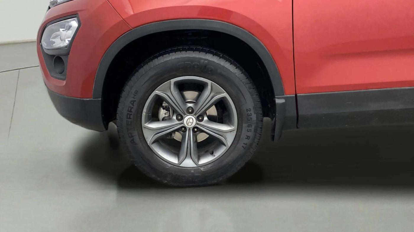 2021 Tata Harrier XT PLUS 2.0L KRYOTEC, Diesel, Manual, 44,141 km, Left Front Wheel