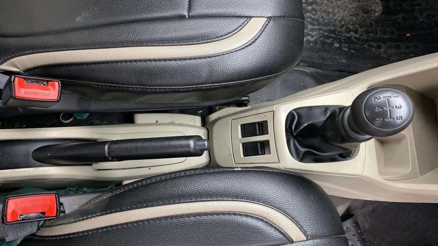 2021 Maruti Alto VXI, Petrol, Manual, 14,960 km, Gear Lever