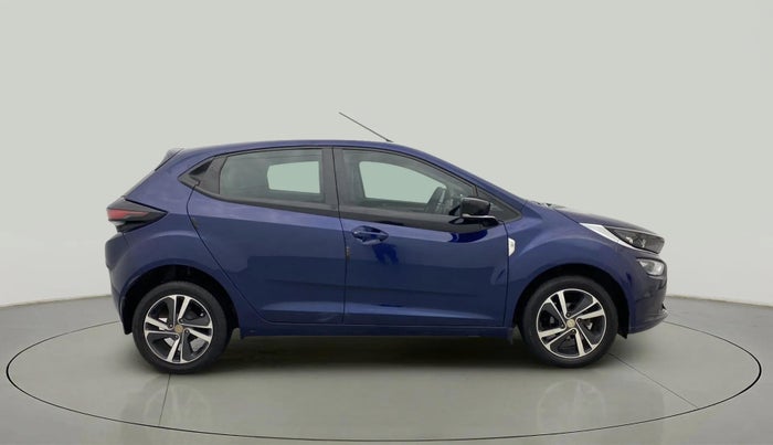 2022 Tata ALTROZ XZ PETROL, Petrol, Manual, 14,717 km, Right Side View