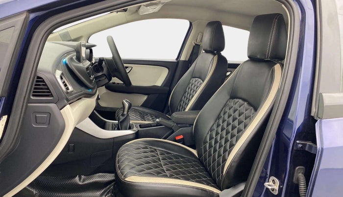 2022 Tata ALTROZ XZ PETROL, Petrol, Manual, 14,717 km, Right Side Front Door Cabin