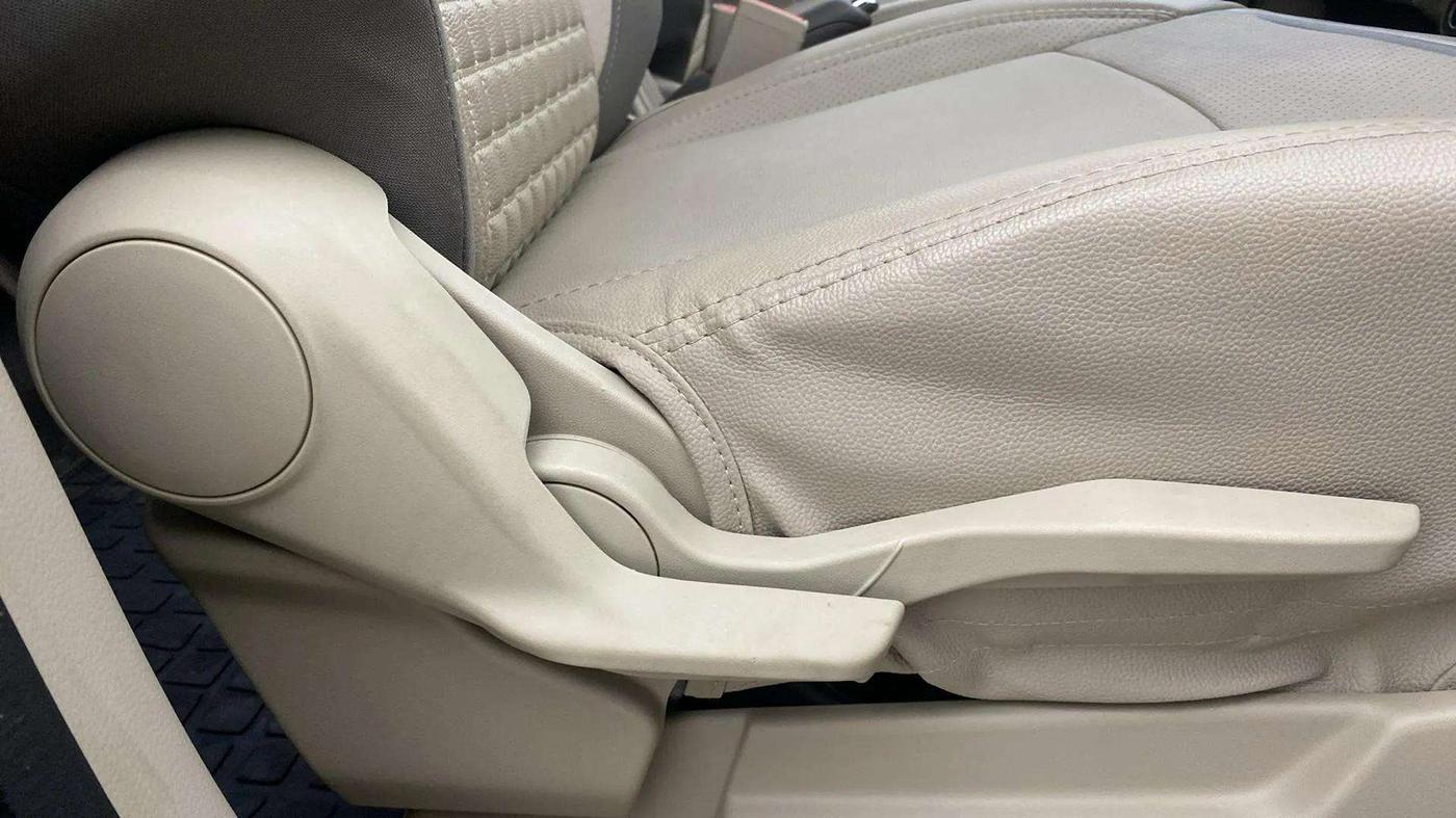 2023 Maruti Ertiga ZXI+ SHVS, Petrol, Manual, 14,717 km, Driver Side Adjustment Panel