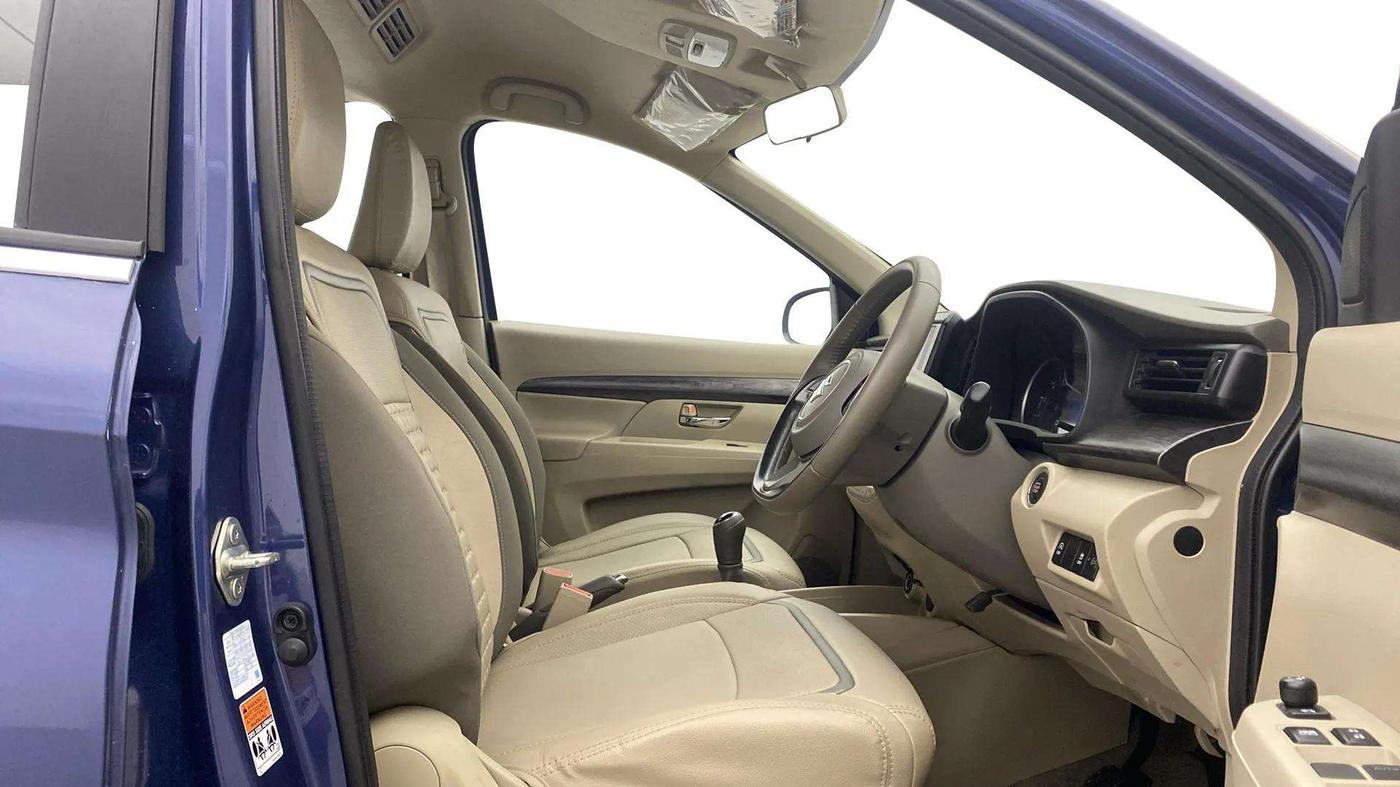 2023 Maruti Ertiga ZXI+ SHVS, Petrol, Manual, 14,717 km, Right Side Front Door Cabin