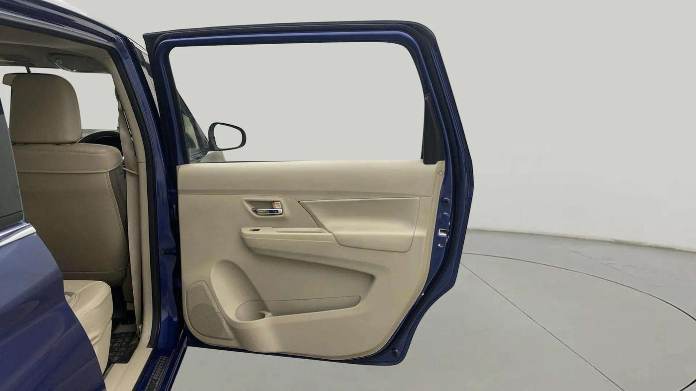 2023 Maruti Ertiga ZXI+ SHVS, Petrol, Manual, 14,717 km, LHS Rear Door