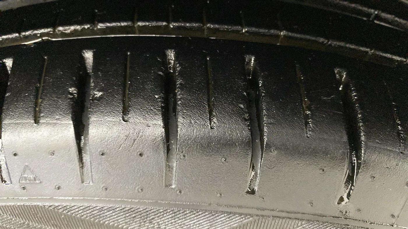 2023 Maruti Baleno  ZETA CNG 1.2L, CNG, Manual, 17,480 km, Right Front Tyre Tread