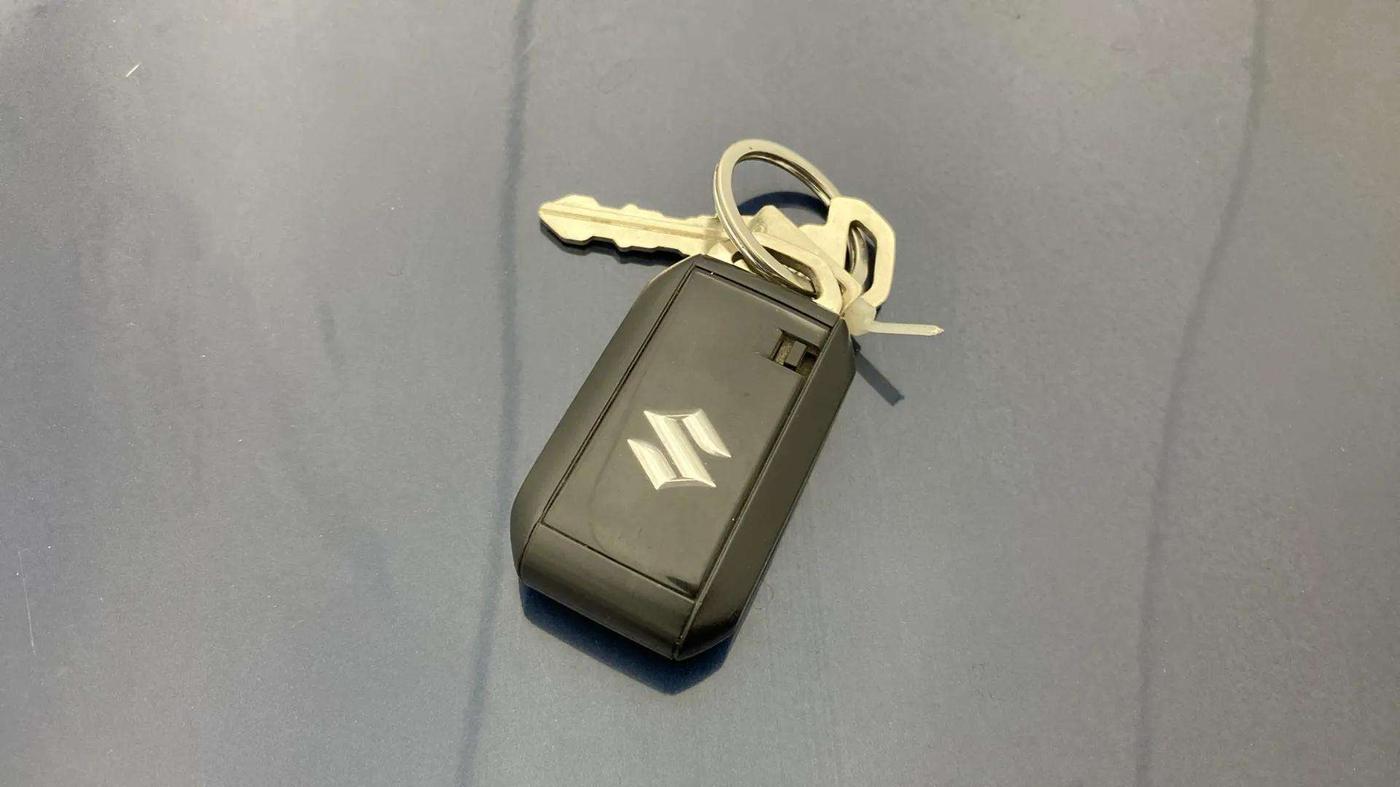 2023 Maruti Baleno  ZETA CNG 1.2L, CNG, Manual, 17,480 km, Key Close Up