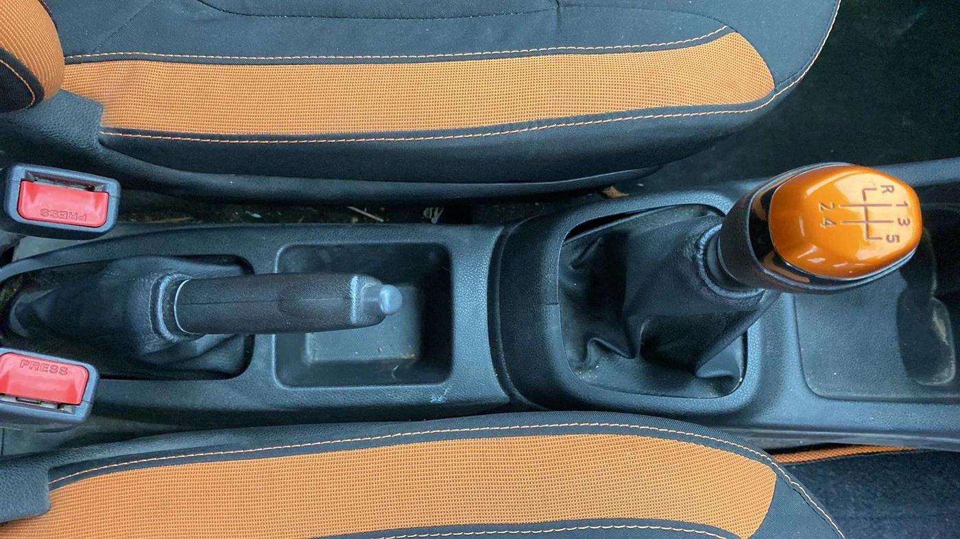 2017 Renault Kwid CLIMBER 1.0, Petrol, Manual, 71,083 km, Gear Lever