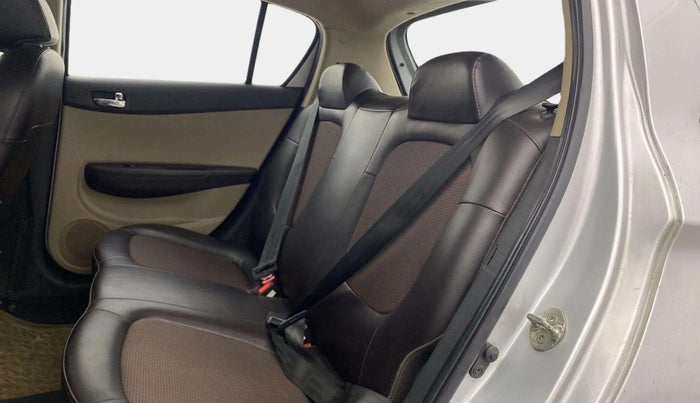 2013 Hyundai i20 MAGNA 1.2, Petrol, Manual, 11,972 km, Right Side Rear Door Cabin
