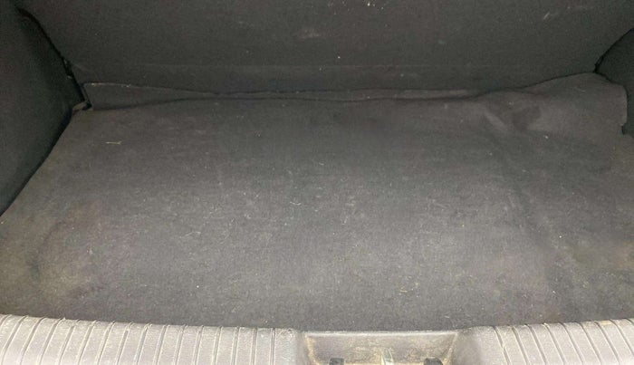 2013 Hyundai i20 MAGNA 1.2, Petrol, Manual, 11,972 km, Boot Inside