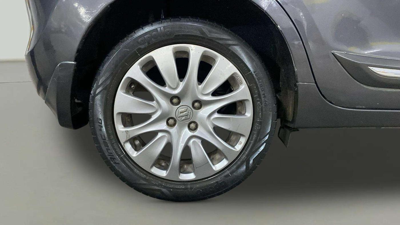 2016 Maruti Baleno ZETA PETROL 1.2, Petrol, Manual, 79,855 km, Right Rear Wheel