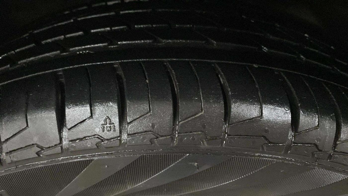 2016 Maruti Baleno ZETA PETROL 1.2, Petrol, Manual, 79,855 km, Left Front Tyre Tread