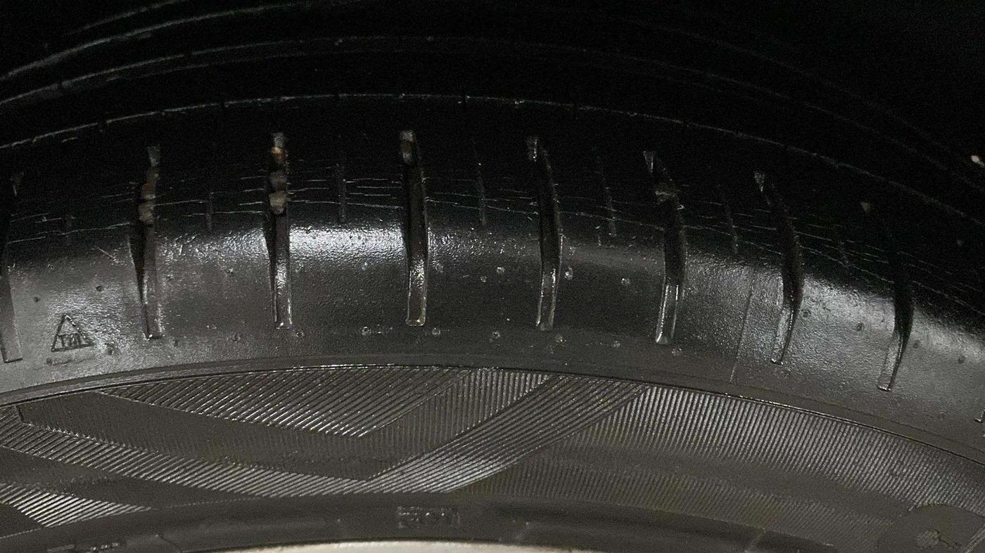 2016 Maruti Baleno ZETA PETROL 1.2, Petrol, Manual, 79,855 km, Left Rear Tyre Tread