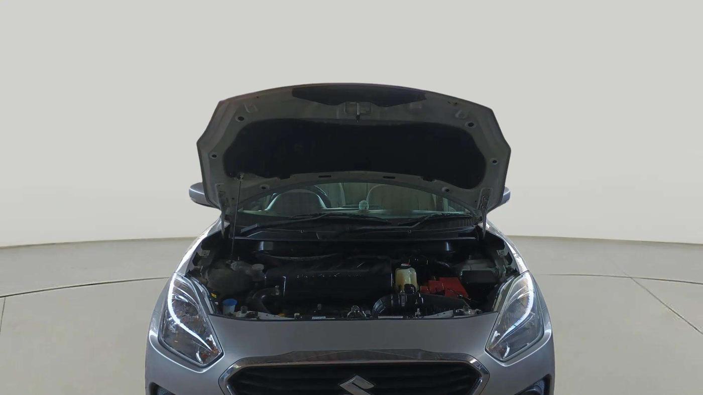 2017 Maruti Dzire VDI, Diesel, Manual, 1,02,066 km, Open Bonet