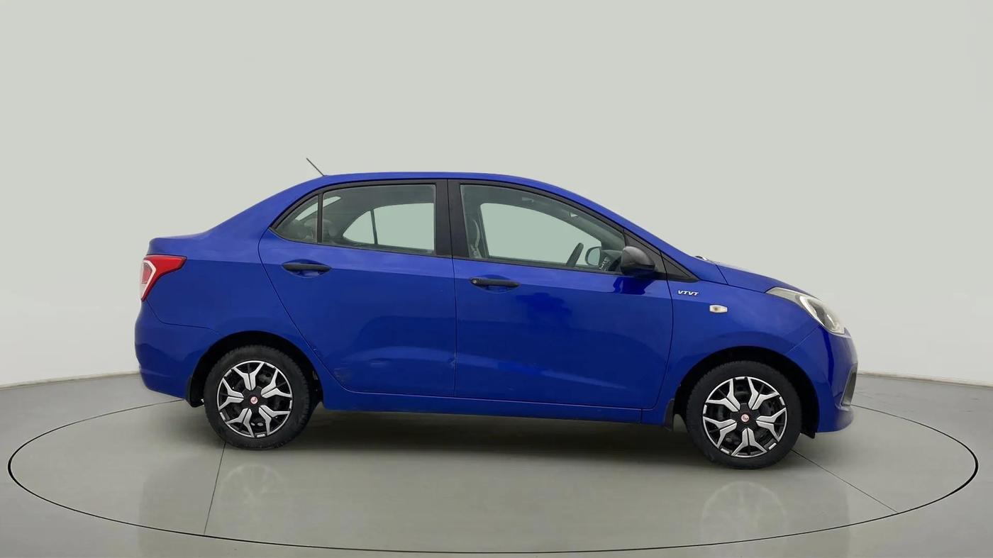 2014 Hyundai Xcent BASE 1.2, Petrol, Manual, 88,199 km, Right Side View