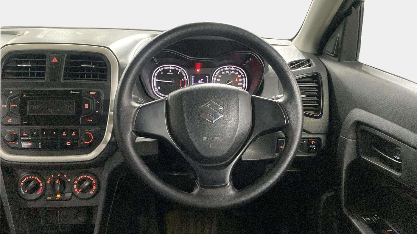 2017 Maruti Vitara Brezza VDI, Diesel, Manual, 78,753 km, Steering Wheel Close Up
