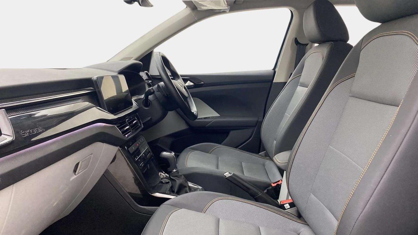 2024 Skoda KUSHAQ STYLE 1.5L TSI DSG, Petrol, Automatic, 5,267 km, Right Side Front Door Cabin