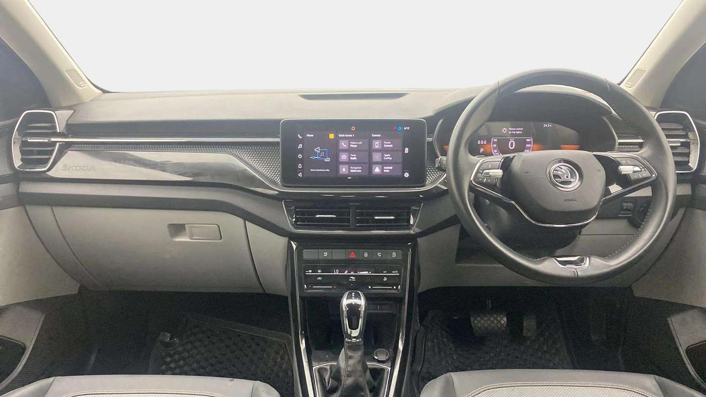 2024 Skoda KUSHAQ STYLE 1.5L TSI DSG, Petrol, Automatic, 5,267 km, Dashboard