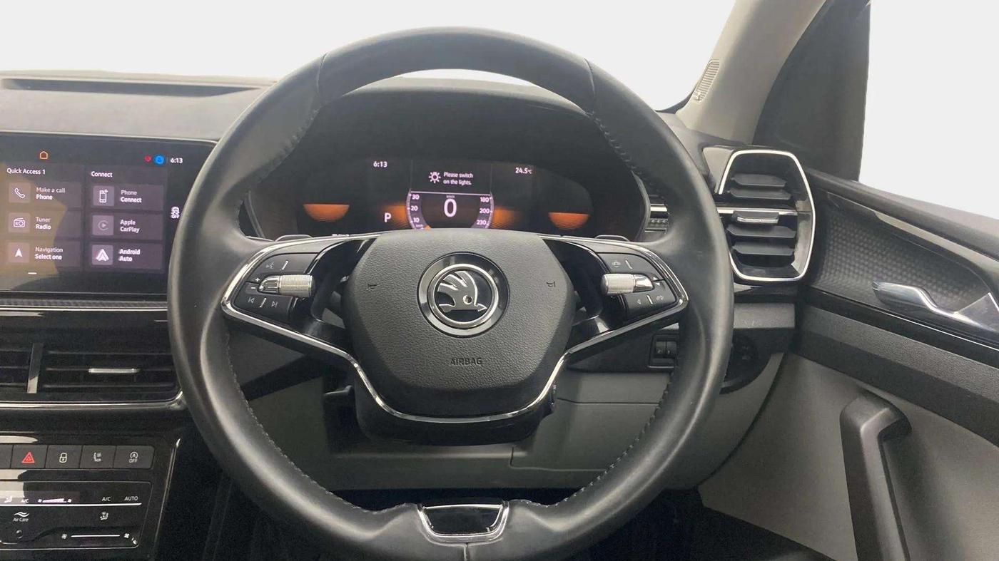 2024 Skoda KUSHAQ STYLE 1.5L TSI DSG, Petrol, Automatic, 5,267 km, Steering Wheel Close Up
