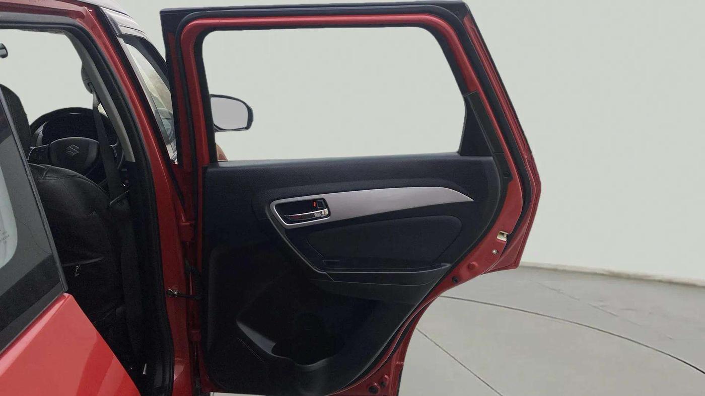 2020 Maruti Vitara Brezza ZXI PLUS AT DUAL TONE SHVS, Petrol, Automatic, 43,240 km, RHS Rear Door