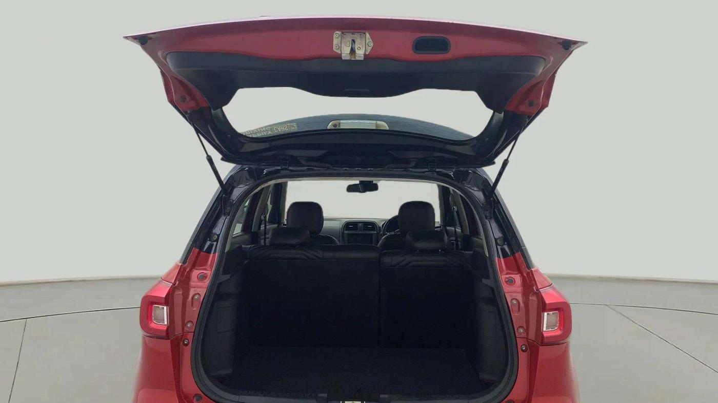 2020 Maruti Vitara Brezza ZXI PLUS AT DUAL TONE SHVS, Petrol, Automatic, 43,240 km, Boot Door Open