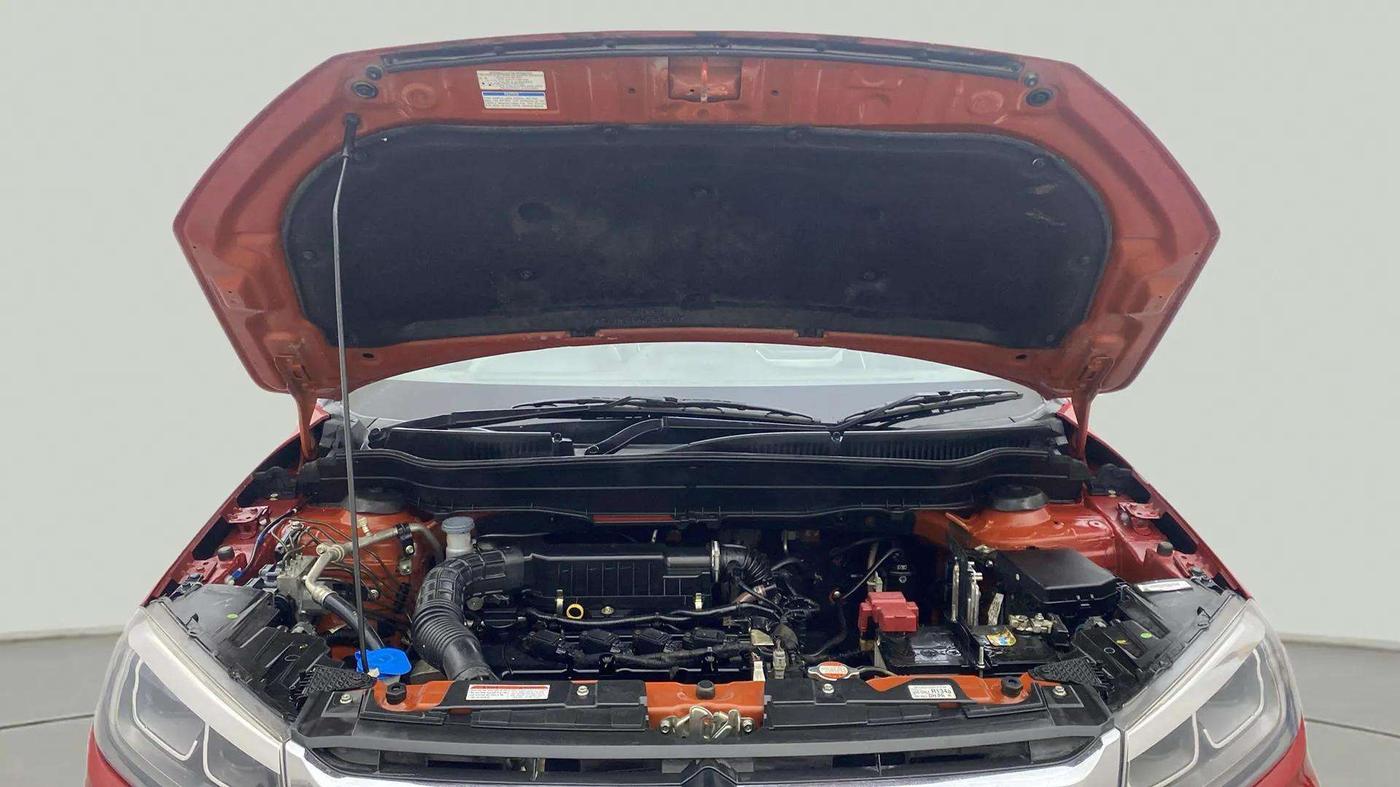 2020 Maruti Vitara Brezza ZXI PLUS AT DUAL TONE SHVS, Petrol, Automatic, 43,240 km, Open Bonet