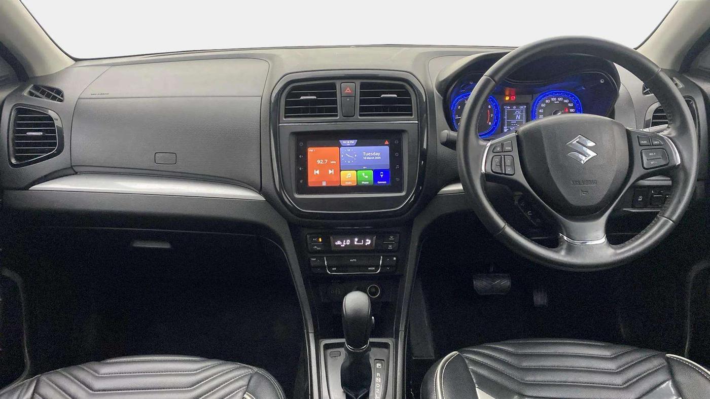 2020 Maruti Vitara Brezza ZXI PLUS AT DUAL TONE SHVS, Petrol, Automatic, 43,240 km, Dashboard