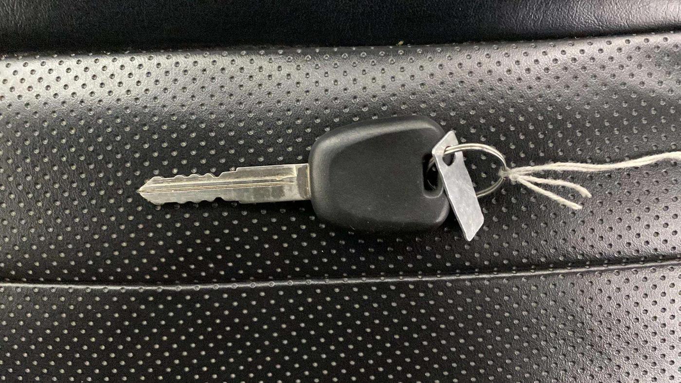 2020 Maruti S PRESSO VXI CNG, CNG, Manual, 34,705 km, Key Close Up
