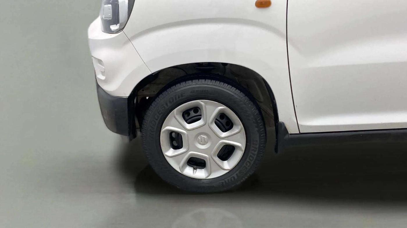 2020 Maruti S PRESSO VXI CNG, CNG, Manual, 34,705 km, Left Front Wheel