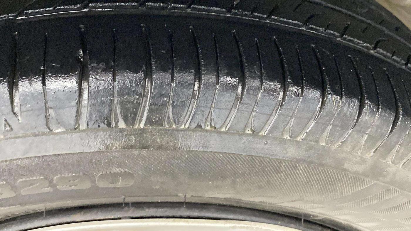 2020 Maruti S PRESSO VXI CNG, CNG, Manual, 34,705 km, Left Rear Tyre Tread