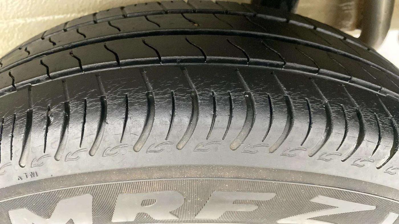 2020 Maruti S PRESSO VXI+, Petrol, Manual, 13,338 km, Left Rear Tyre Tread