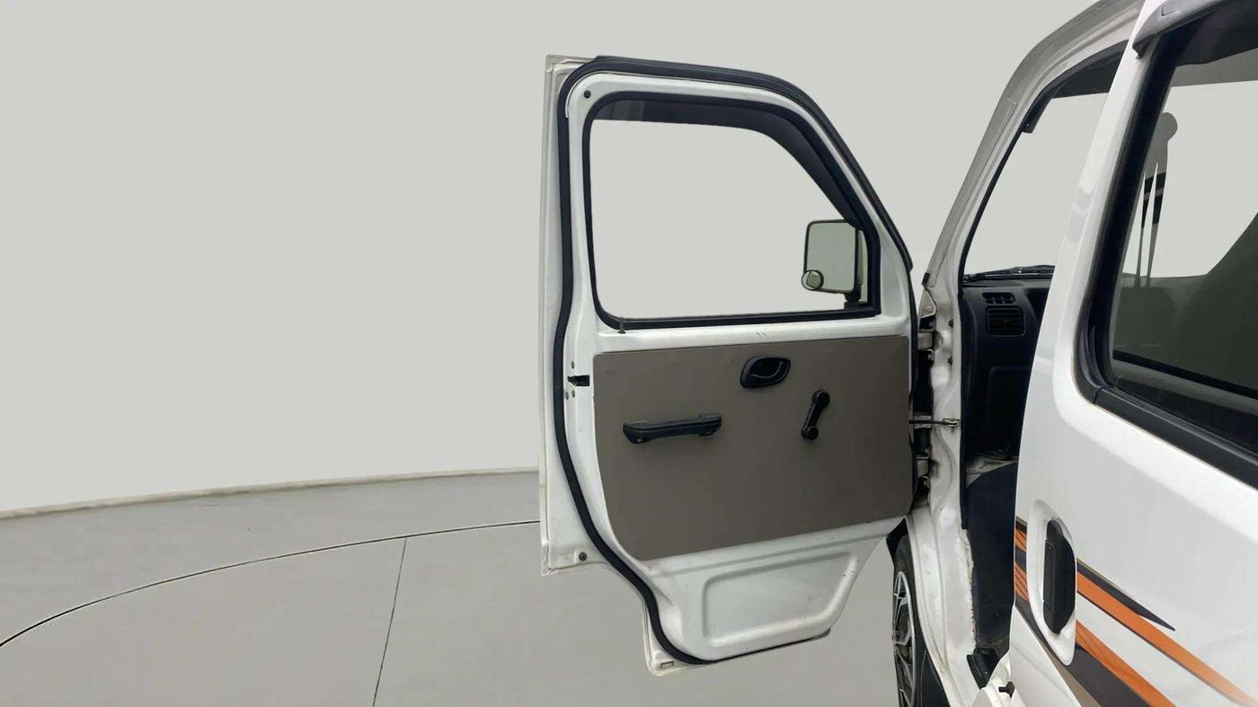 2017 Maruti Eeco 5 STR WITH A/C+HTR, Petrol, Manual, 74,196 km, LHS Front Door
