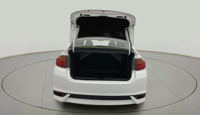 2022 Honda City 1.5L I-VTEC V MT 5TH GEN, Petrol, Manual, 34,392 km, Boot Door Open