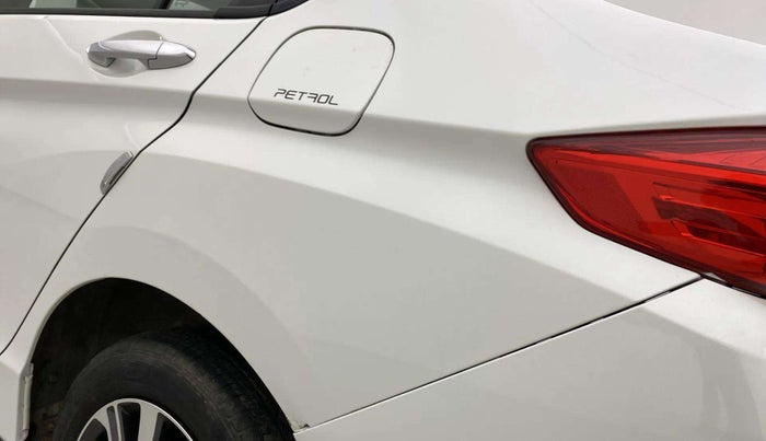 2022 Honda City 1.5L I-VTEC V MT 5TH GEN, Petrol, Manual, 34,392 km, Left quarter panel - Slightly dented