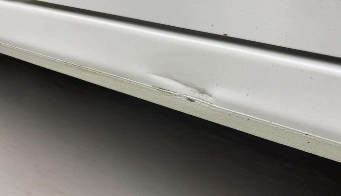 2022 Honda City 1.5L I-VTEC V MT 5TH GEN, Petrol, Manual, 34,392 km, Left running board - Slightly dented