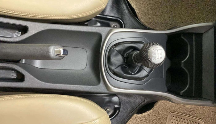 2022 Honda City 1.5L I-VTEC V MT 5TH GEN, Petrol, Manual, 34,392 km, Gear Lever