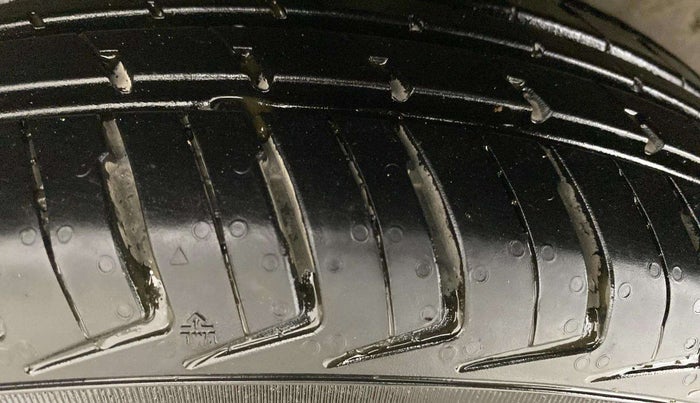 2020 Maruti New Wagon-R LXI CNG 1.0, CNG, Manual, 36,624 km, Left Front Tyre Tread