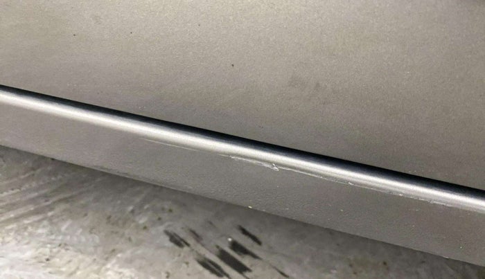 2020 Maruti New Wagon-R LXI CNG 1.0, CNG, Manual, 36,624 km, Right running board - Minor scratches