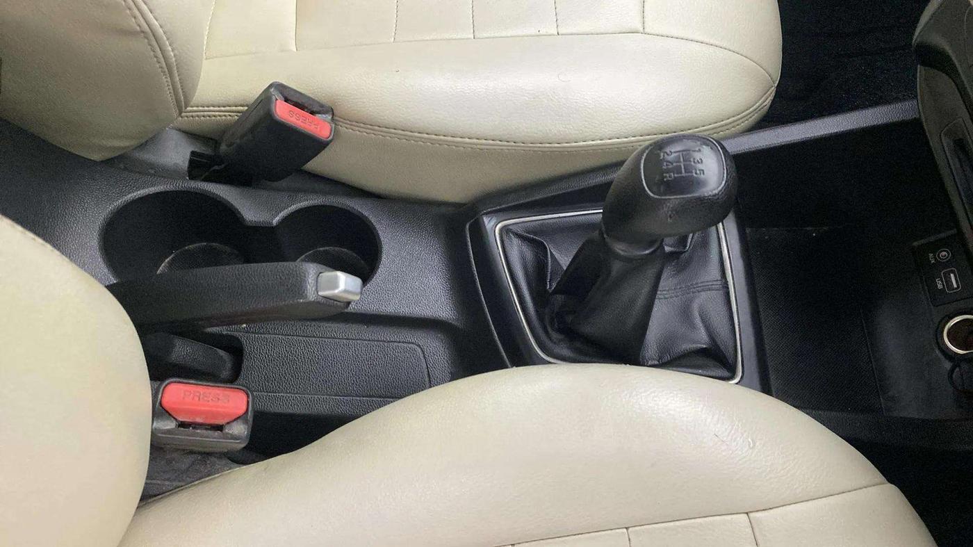 2015 Hyundai Elite i20 SPORTZ 1.2, Petrol, Manual, 52,286 km, Gear Lever