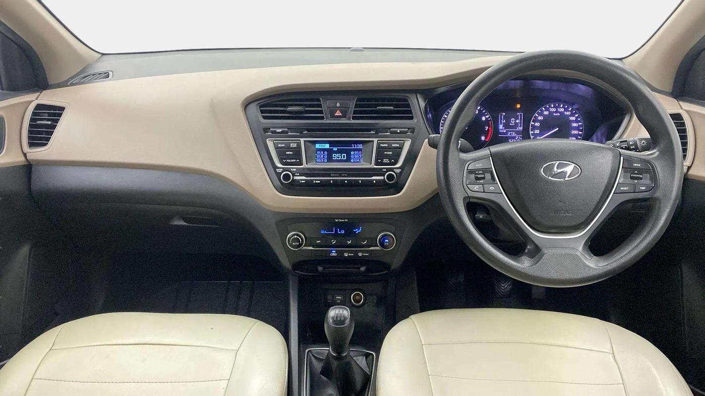 2015 Hyundai Elite i20 SPORTZ 1.2, Petrol, Manual, 52,286 km, Dashboard