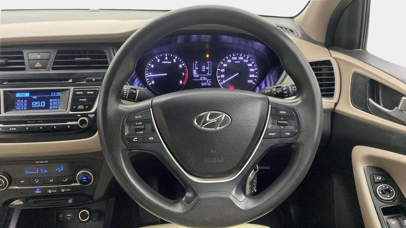 2015 Hyundai Elite i20 SPORTZ 1.2, Petrol, Manual, 52,286 km, Steering Wheel Close Up