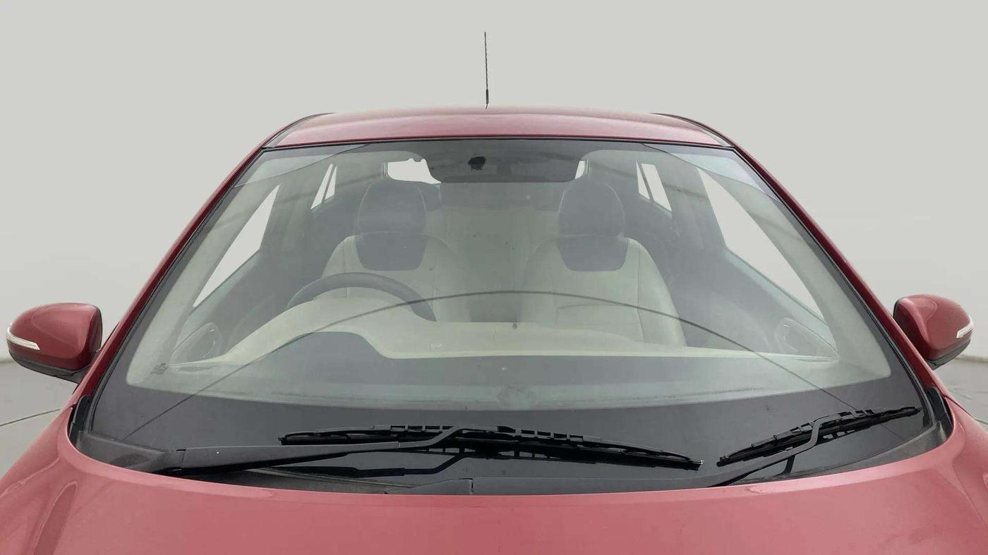2015 Hyundai Elite i20 SPORTZ 1.2, Petrol, Manual, 52,286 km, Front Windshield